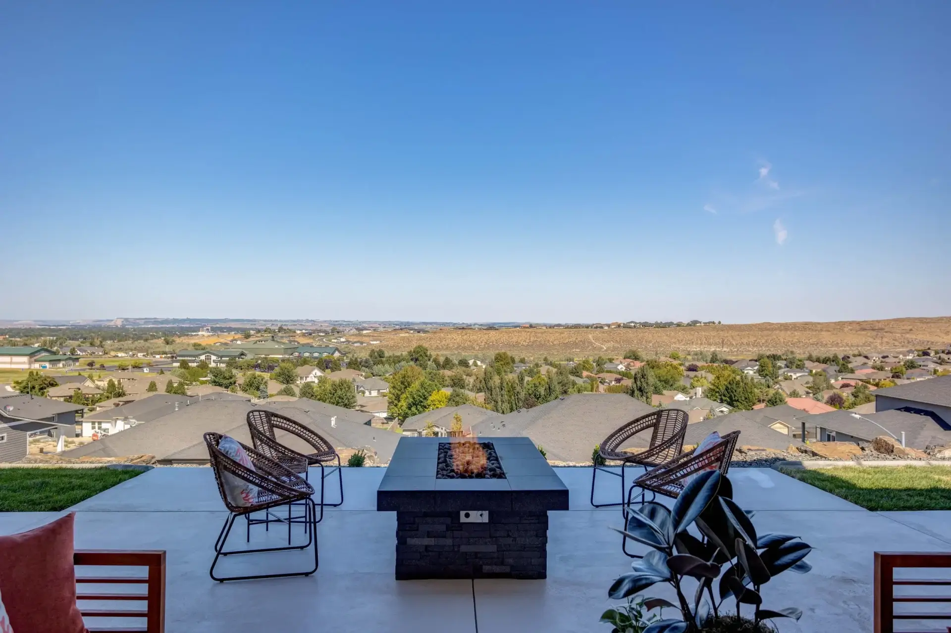 Spring Refresh: Cleaning & Home Maintenance Tips